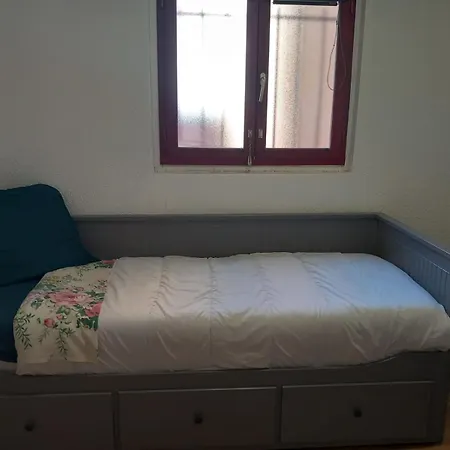 Appartement 12 Mins Walk To Sanctuary